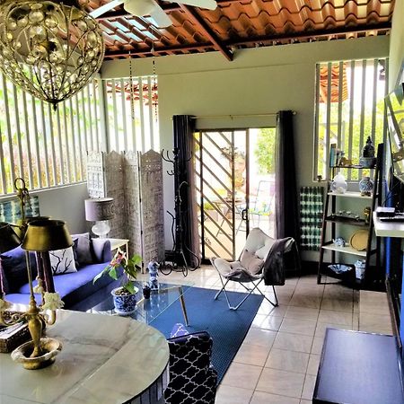 Casa Sophia 3 Listings Apartment 1 Or Apartment 2 Separately Or Apt 1 And 2 Together All With Fo Internet Guápiles Екстериор снимка