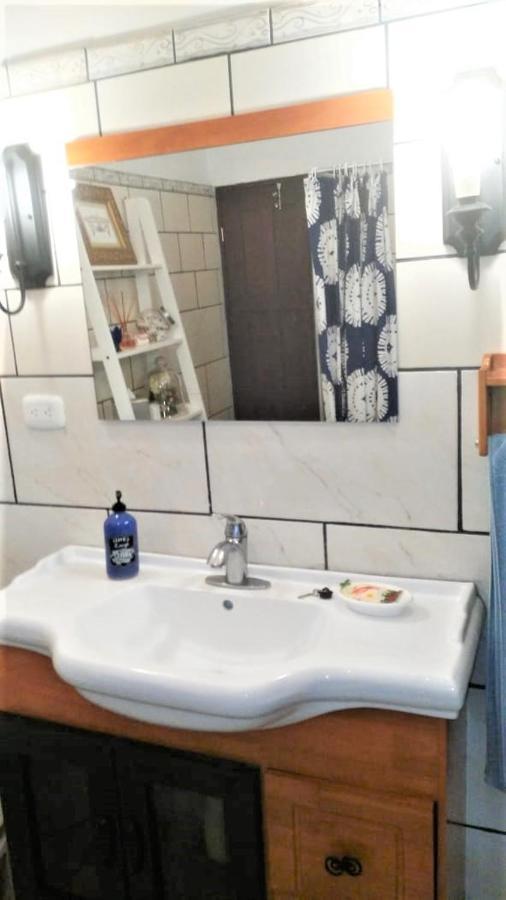 Casa Sophia 3 Listings Apartment 1 Or Apartment 2 Separately Or Apt 1 And 2 Together All With Fo Internet Guápiles Екстериор снимка